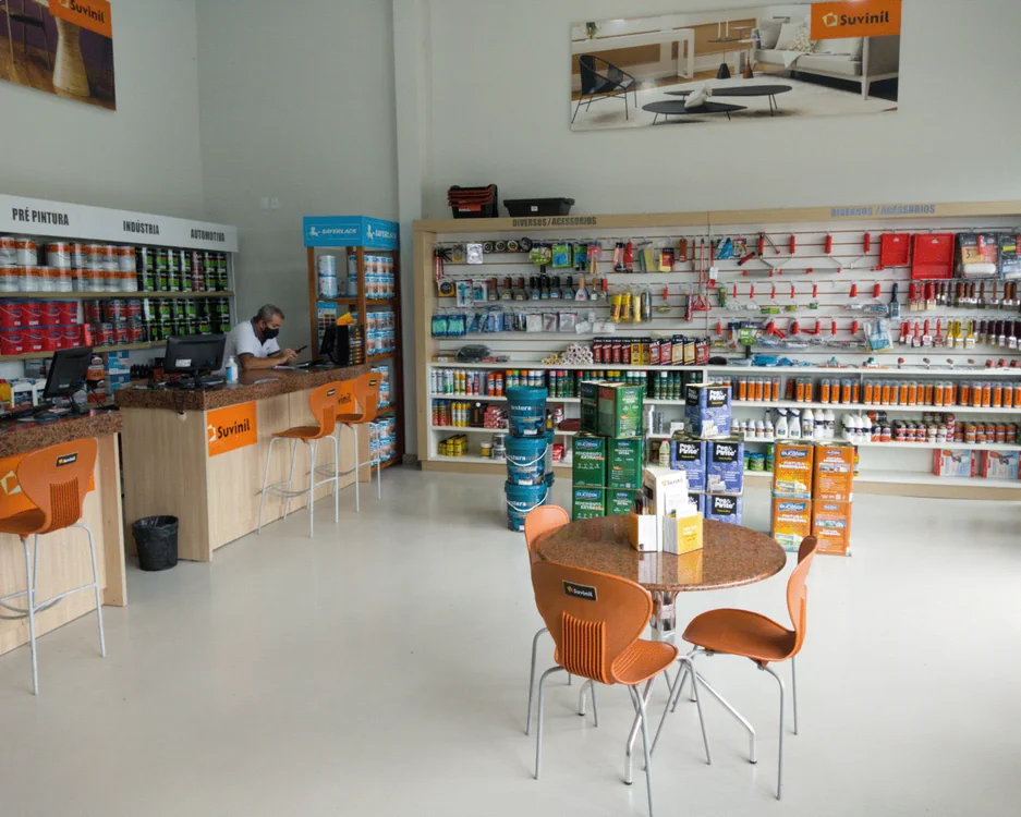 Interior e balcão de atendimento em São Mateus